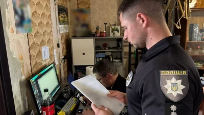Українські та латвійські поліцейські викрили схему кредитного шахрайства